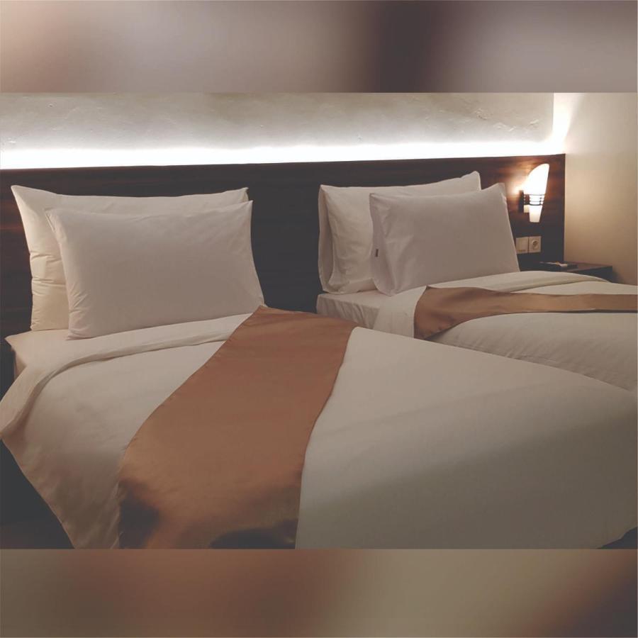 Aimas Hotel And Convention Centre 소롱 외부 사진